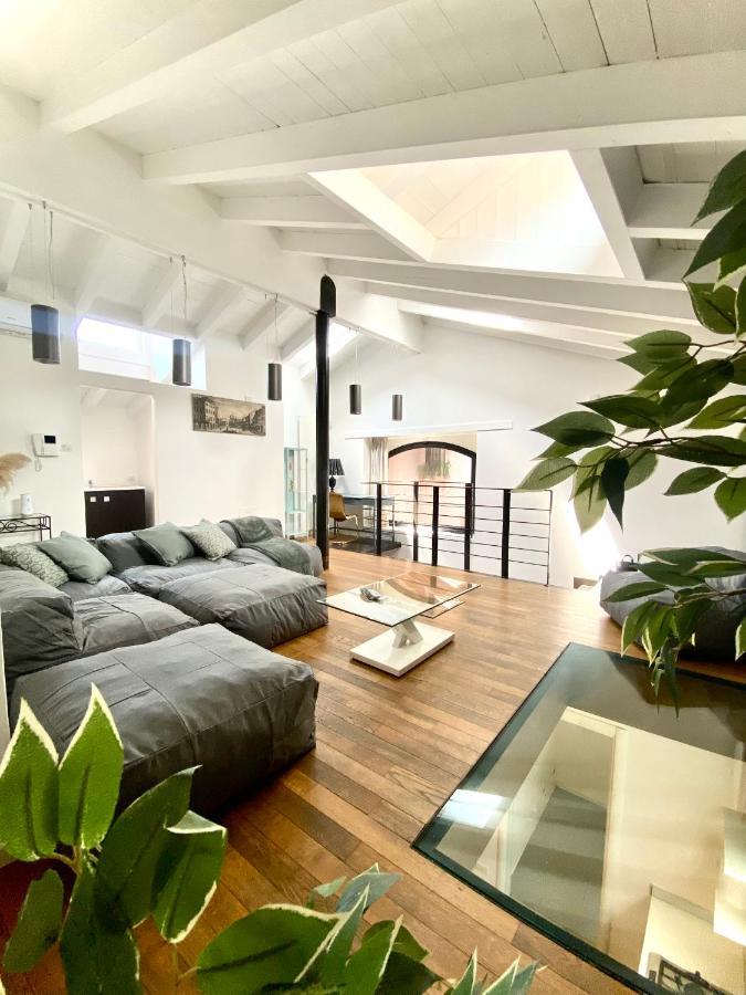 Luxury Industrial Apt Vicino Al Centro Con Garage Brescia Zewnętrze zdjęcie