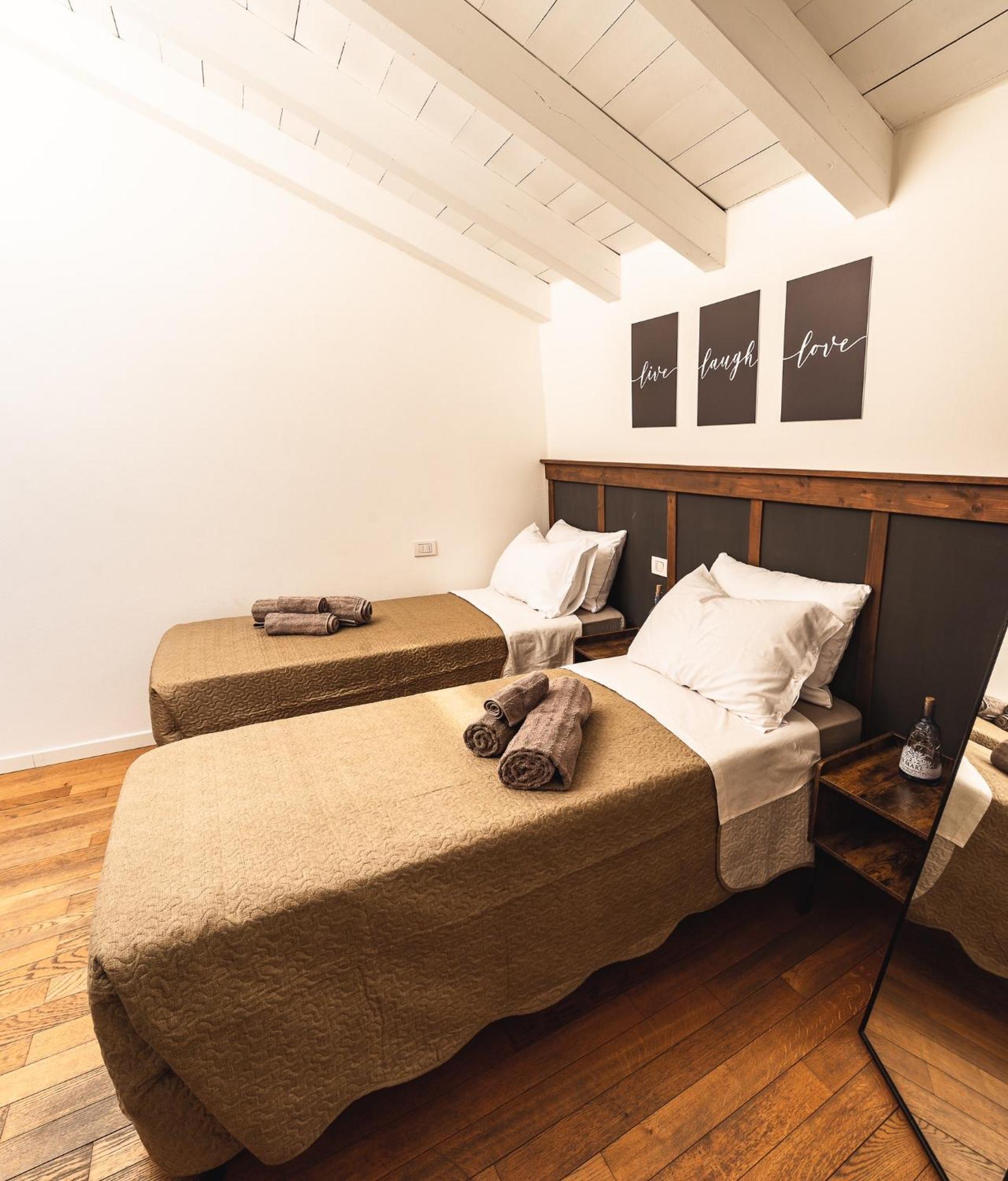 Luxury Industrial Apt Vicino Al Centro Con Garage Brescia Zewnętrze zdjęcie